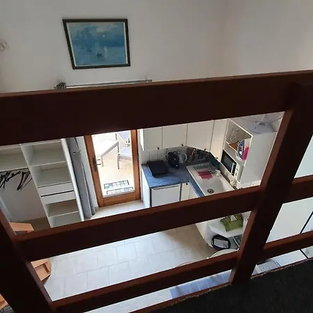 Studio-mezzanine Dans Apartman